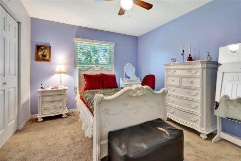 House in Clermont, Florida 3 bedrooms, 139.26 sq.m. № 1796037 - photo 25