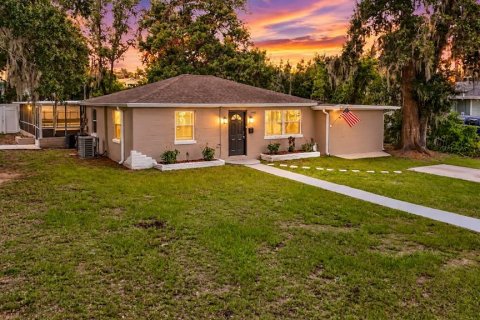 Villa ou maison à Dade City, Floride 3 chambres, 150.69 m2 № 2412751