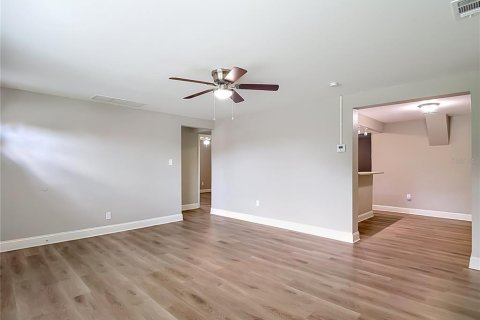 Villa ou maison à vendre à Dade City, Floride: 3 chambres, 150.69 m2 № 2412751 - photo 7