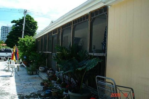 Villa ou maison à vendre à Surfside, Floride: 5 chambres, 269.42 m2 № 2326662 - photo 24