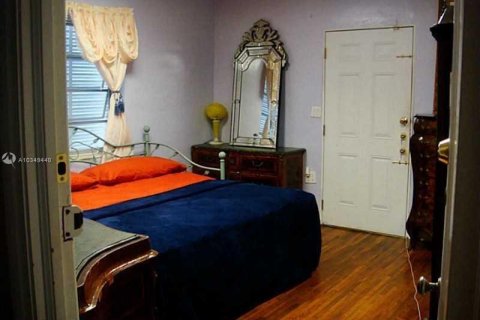 Villa ou maison à vendre à Surfside, Floride: 5 chambres, 269.42 m2 № 2326662 - photo 11