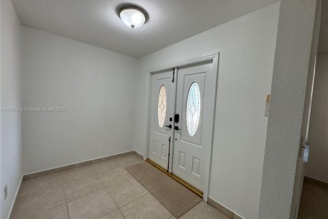 Купить виллу или дом в Майами, Флорида 3 спальни, 147.62м2, № 1976100 - фото 4