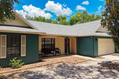House in Brandon, Florida 4 bedrooms, 183.2 sq.m. № 2206470 - photo 3