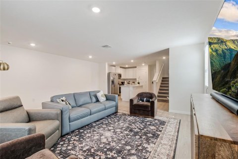 Adosado en venta en Kissimmee, Florida, 3 dormitorios, 130.81 m2 № 2166552 - foto 6