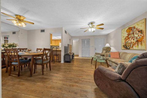 Condo in Ocala, Florida, 1 bedroom  № 1510261 - photo 12