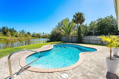 Villa ou maison à louer à West Palm Beach, Floride: 3 chambres, 133.13 m2 № 2272292 - photo 21
