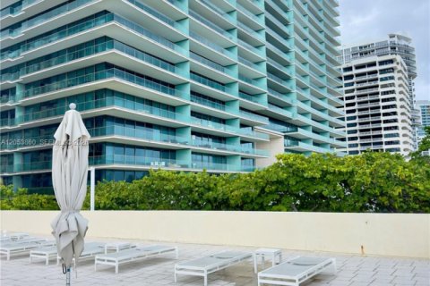 Condominio en alquiler en Bal Harbour, Florida, 1 dormitorio, 94.67 m2 № 2186193 - foto 9