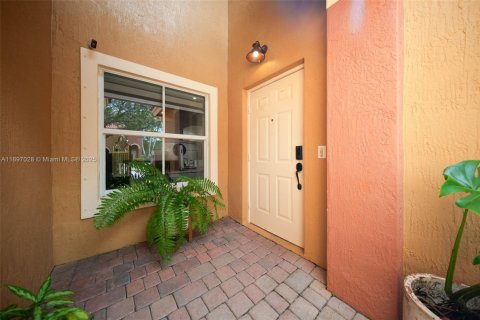 Adosado en venta en Pembroke Pines, Florida, 2 dormitorios, 128.11 m2 № 1948616 - foto 11