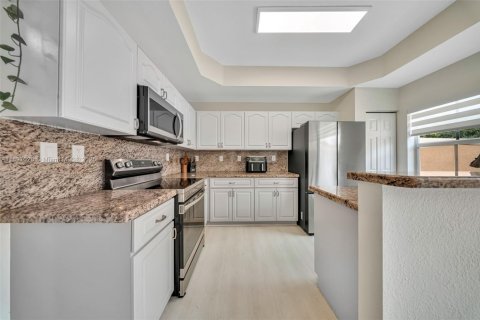 Adosado en venta en Pembroke Pines, Florida, 2 dormitorios, 128.11 m2 № 1948616 - foto 23