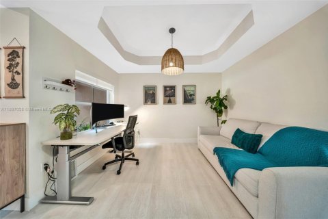 Adosado en venta en Pembroke Pines, Florida, 2 dormitorios, 128.11 m2 № 1948616 - foto 14