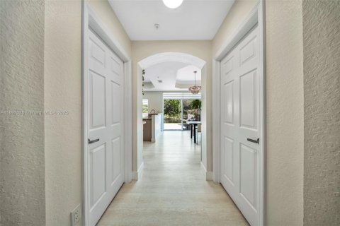 Adosado en venta en Pembroke Pines, Florida, 2 dormitorios, 128.11 m2 № 1948616 - foto 17