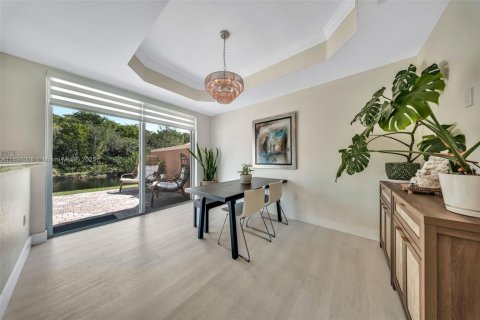 Adosado en venta en Pembroke Pines, Florida, 2 dormitorios, 128.11 m2 № 1948616 - foto 20