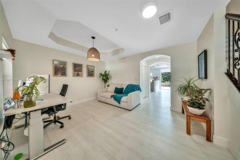 Adosado en venta en Pembroke Pines, Florida, 2 dormitorios, 128.11 m2 № 1948616 - foto 16