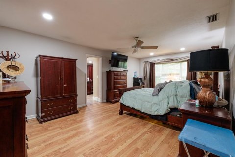 Villa ou maison à vendre à Temple Terrace, Floride: 5 chambres, 273.97 m2 № 1520277 - photo 16