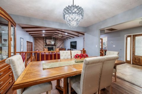 Villa ou maison à vendre à Temple Terrace, Floride: 5 chambres, 273.97 m2 № 1520277 - photo 6