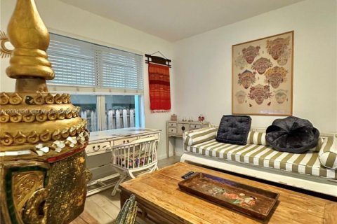 Copropriété à louer à Miami Beach, Floride: 1 chambre, 49.7 m2 № 2363740 - photo 3