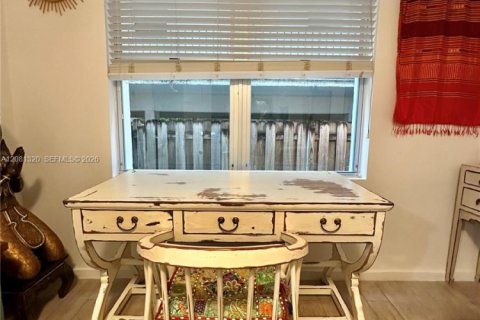 Copropriété à louer à Miami Beach, Floride: 1 chambre, 49.7 m2 № 2363740 - photo 12