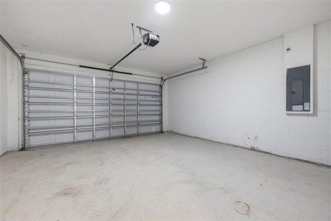 Touwnhouse à vendre à Tampa, Floride: 4 chambres, 230.4 m2 № 2421926 - photo 30