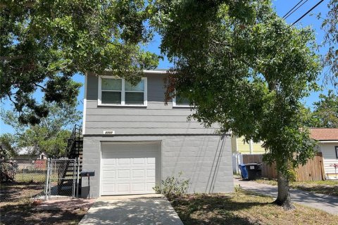 Villa ou maison à Saint Petersburg, Floride 1 chambre, 46.45 m2 № 2347487