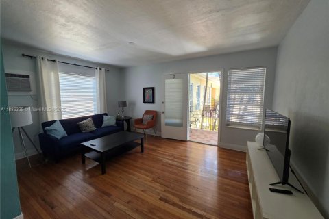 Appartement à louer à Miami Beach, Floride: 1 chambre, 74.32 m2 № 1933171 - photo 5