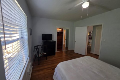 Appartement à louer à Miami Beach, Floride: 1 chambre, 74.32 m2 № 1933171 - photo 4