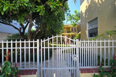 Appartement à louer à Miami Beach, Floride: 1 chambre, 74.32 m2 № 1933171 - photo 14
