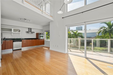 Condo in Miami, Florida, 1 bedroom № 1983704 - photo 15