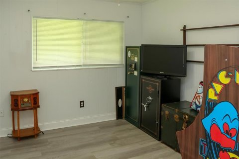 House in Gainesville, Florida 5 bedrooms, 280.01 sq.m. № 2216832 - photo 22