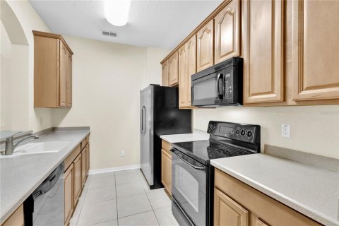 Condominio en alquiler en Davenport, Florida, 3 dormitorios, 115.94 m2 № 1895153 - foto 2