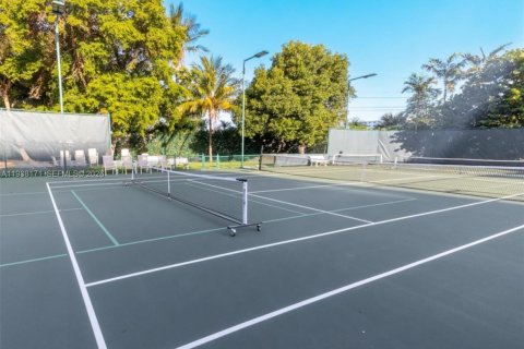 Copropriété à louer à Miami, Floride: 2 chambres, 142.6 m2 № 1998135 - photo 23