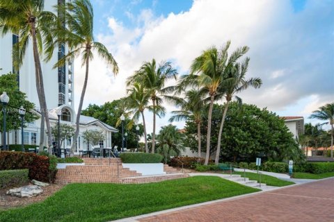 Copropriété à louer à Miami, Floride: 2 chambres, 142.6 m2 № 1998135 - photo 26