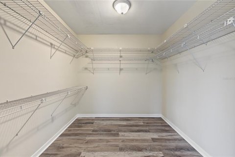 Villa ou maison à louer à Palm Harbor, Floride: 3 chambres, 195.84 m2 № 2418872 - photo 21