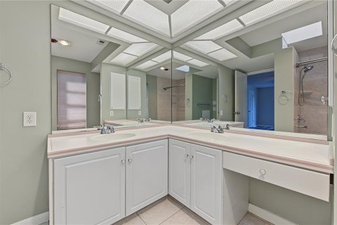 Villa ou maison à louer à Palm Harbor, Floride: 3 chambres, 195.84 m2 № 2418872 - photo 24