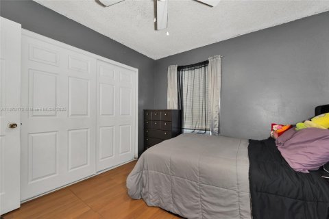 Villa ou maison à vendre à Miramar, Floride: 3 chambres, 95.6 m2 № 1923387 - photo 17