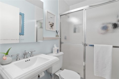 Casa en venta en Palmetto Bay, Florida, 5 dormitorios, 266.26 m2 № 1895307 - foto 21