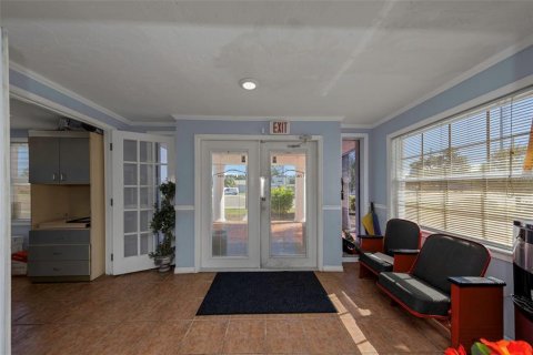 Propiedad comercial en venta en Clearwater, Florida, 419.92 m2 № 2430806 - foto 17