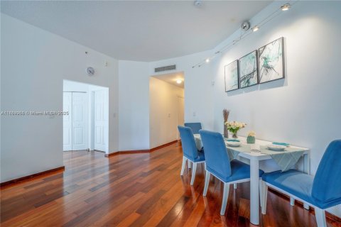 Copropriété à louer à Aventura, Floride: 3 chambres, 126.81 m2 № 1939241 - photo 20