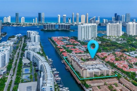 Copropriété à louer à Aventura, Floride: 3 chambres, 126.81 m2 № 1939241 - photo 27