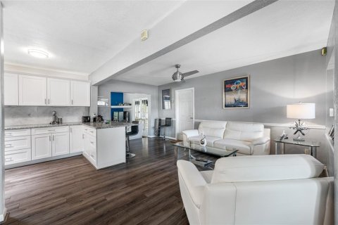 Villa ou maison à vendre à Saint Petersburg, Floride: 2 chambres, 102.19 m2 № 1675527 - photo 3