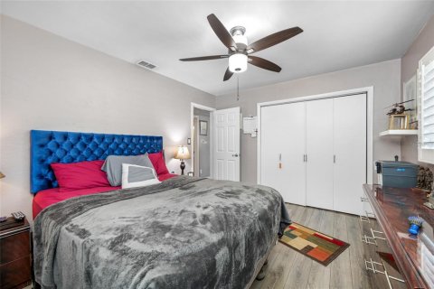 Villa ou maison à vendre à Saint Petersburg, Floride: 2 chambres, 102.19 m2 № 1675527 - photo 28