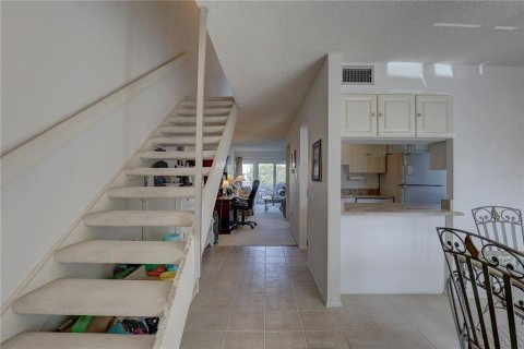 Condo in Largo, Florida, 2 bedrooms  № 1624552 - photo 7
