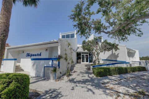 Condo in Largo, Florida, 2 bedrooms  № 1624552 - photo 29