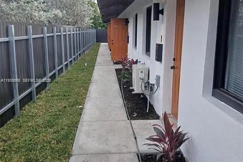 Appartement à louer à Pompano Beach, Floride: 2 chambres, 337.98 m2 № 1996290 - photo 19