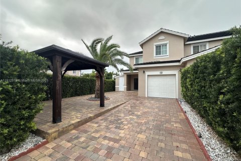 Townhouse in Homestead, Florida 4 bedrooms, 171.87 sq.m. № 1969268
