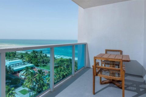 Condo in Miami Beach, Florida, 2 bedrooms  № 2022987 - photo 5