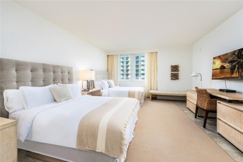 Condo in Miami Beach, Florida, 2 bedrooms  № 2022987 - photo 4