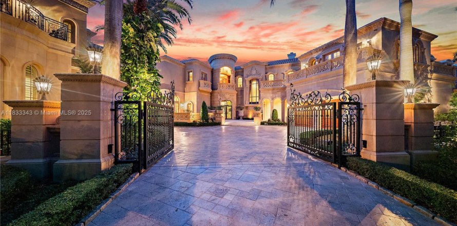 Casa en Jupiter, Florida 9 dormitorios, 2259.38 m2 № 1935649