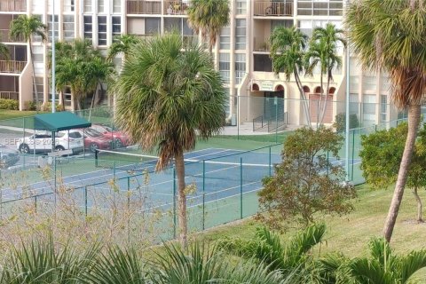 Condominio en venta en Hallandale Beach, Florida, 1 dormitorio, 74.32 m2 № 2059075 - foto 8