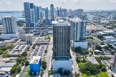 Studio à Condo à Miami, Floride  № 2000611