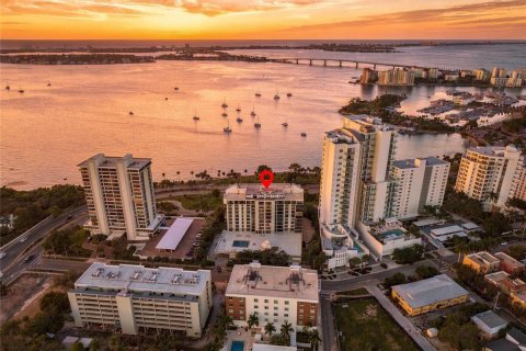 Copropriété à vendre à Sarasota, Floride: 1 chambre, 91.97 m2 № 2416949 - photo 14